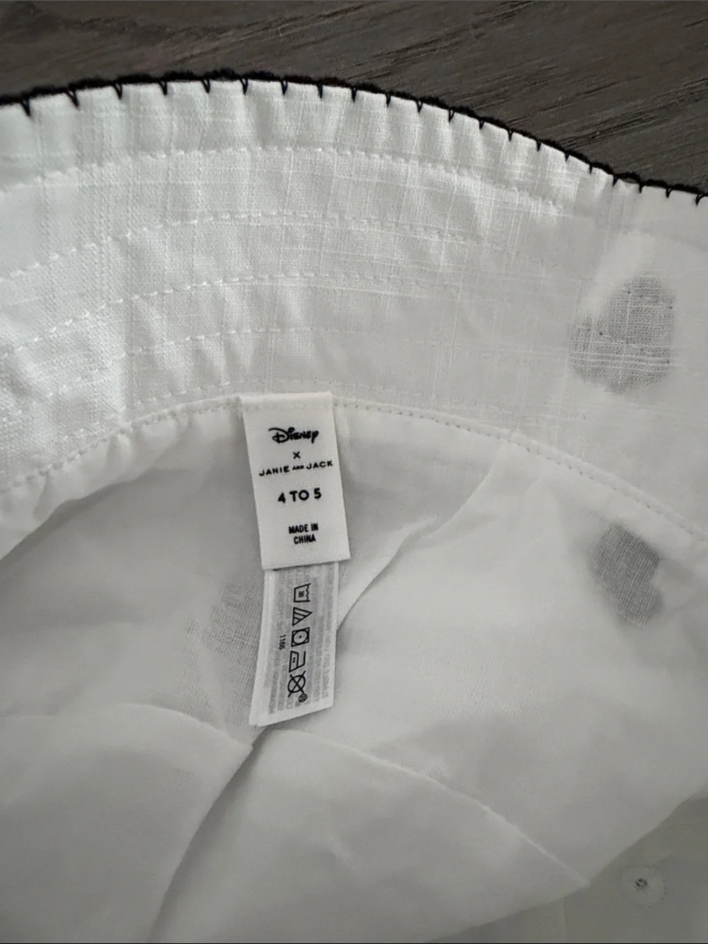 Janie and Jack White Bucket Hat with black Embroidery